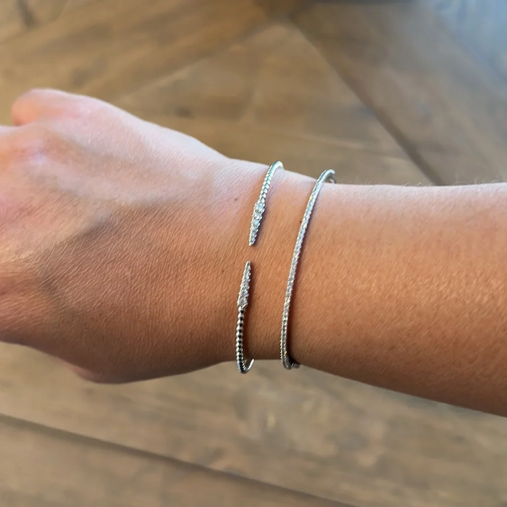 White Gold Beaded Bracelet - Picture 5 of 12